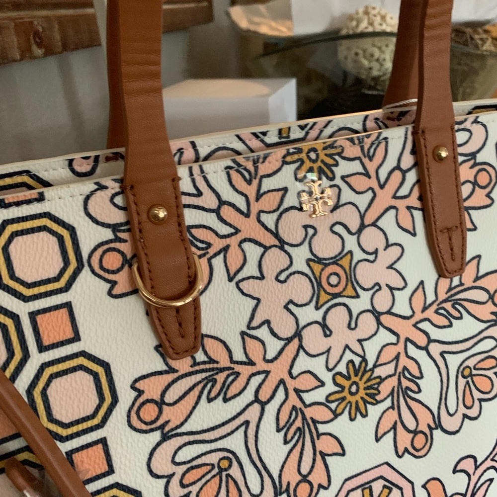 Beautiful Tory butch bag ♥️ - Picture 3 of 7
